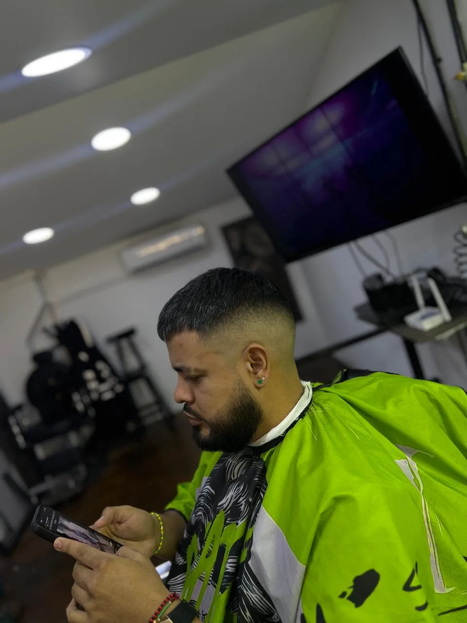 CORTE CON BARBA